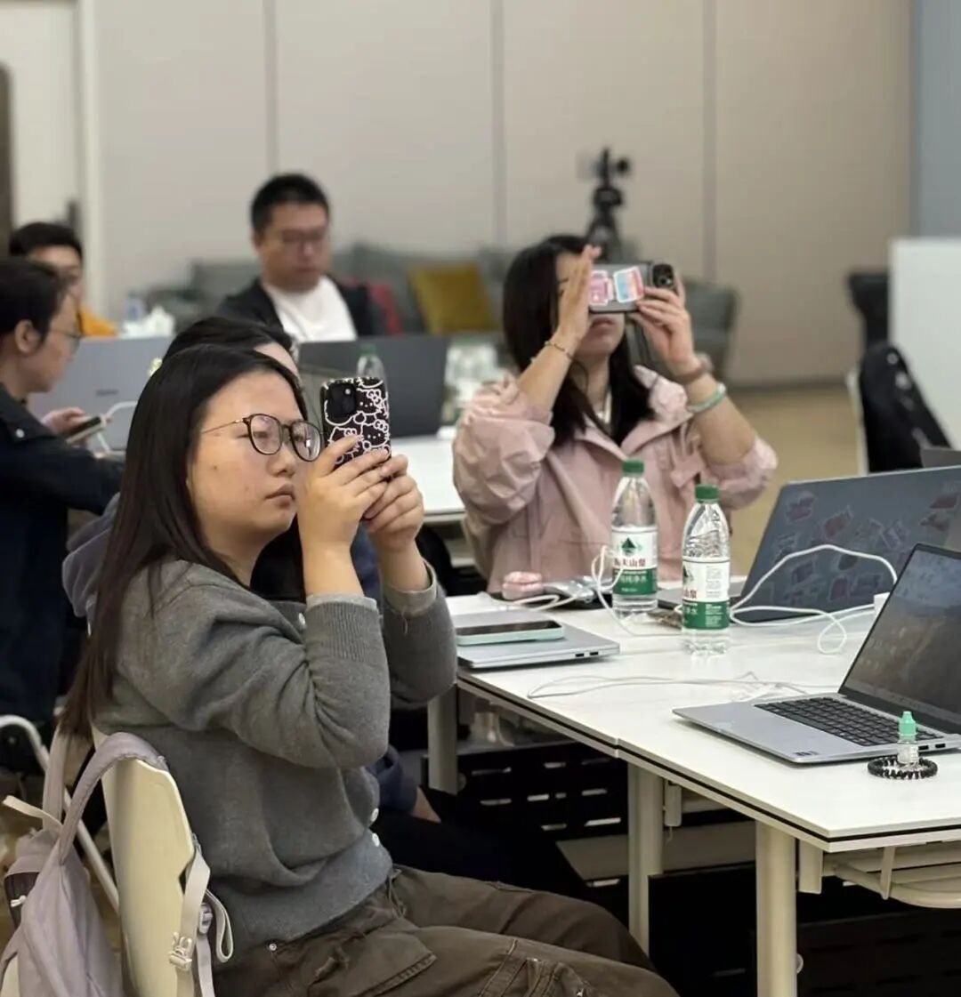 若凡 SEO 研习室上海站回顾:2 天 Google SEO 实战,从 “知识” 到 “落地” 的破局之旅 - 若凡SEO